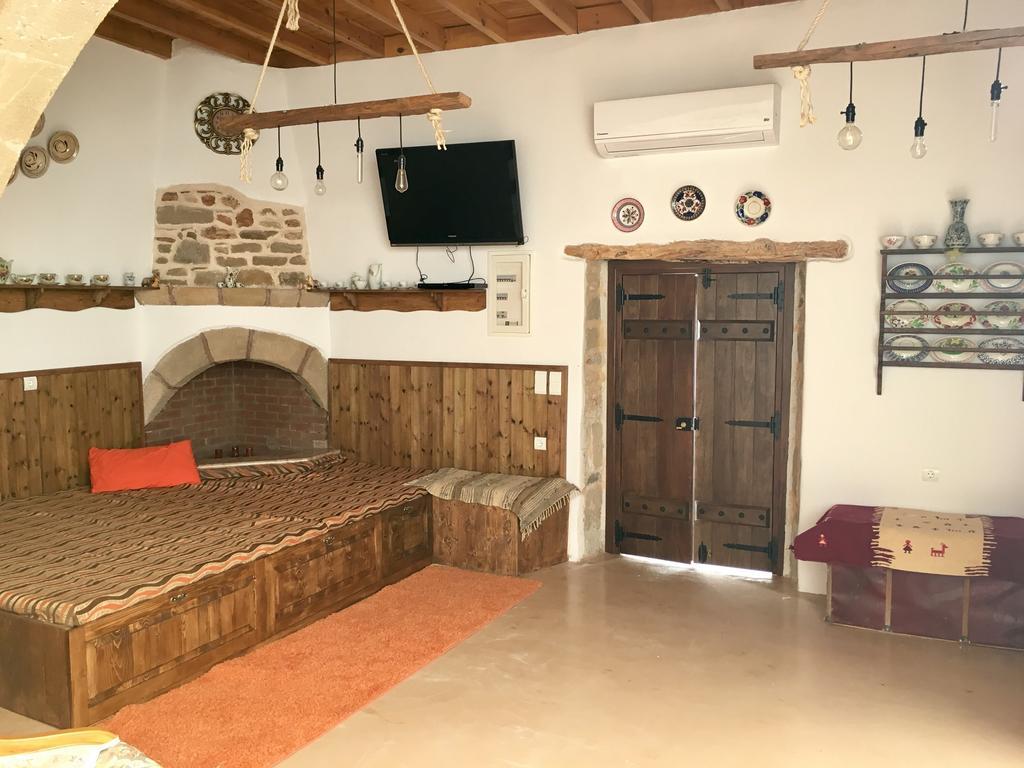 ארכאנגלוס Anemos Traditional Villa מראה חיצוני תמונה