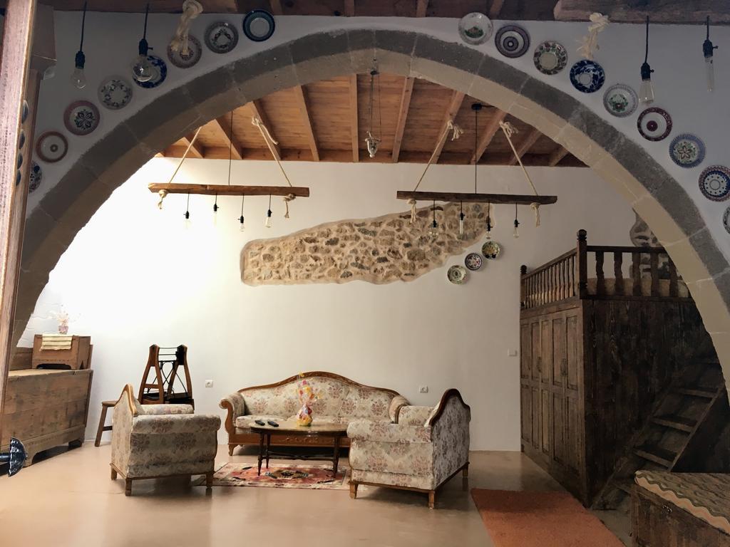 ארכאנגלוס Anemos Traditional Villa מראה חיצוני תמונה